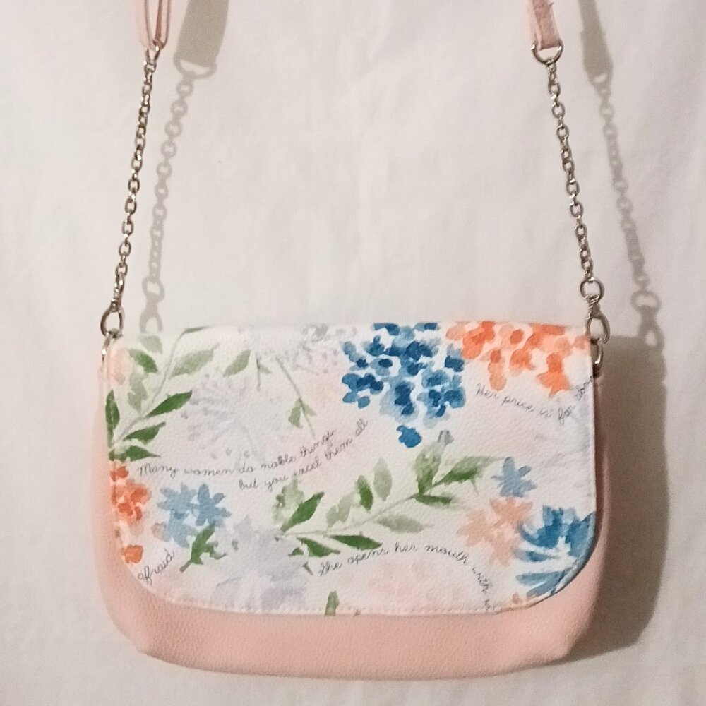 Thirty One Studio Clutch Blush Floral Proverbs Bible Verse Crossbody Magnetic